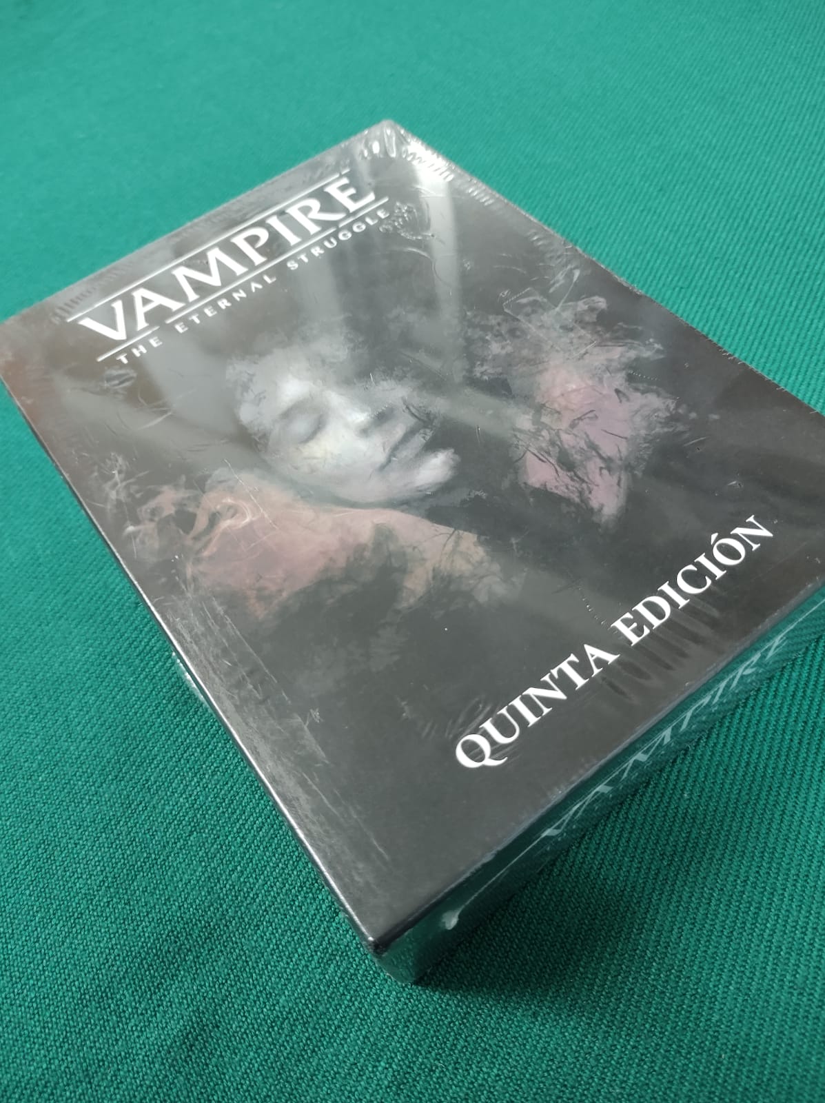 Vampire: The Eternal Struggle – Sobre a tradução – Editora Conclave